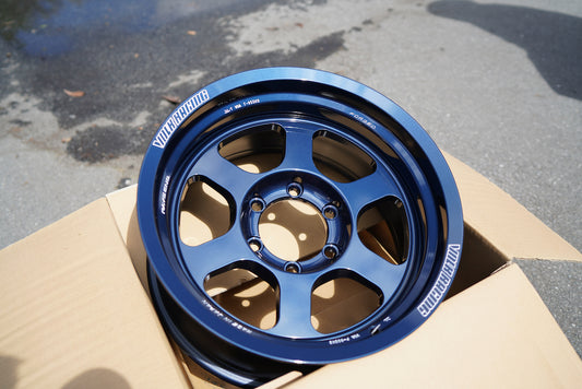 Volk Racing - TE37XT M-Spec - 17x8.5 -10 6x139.7 - Mag Blue